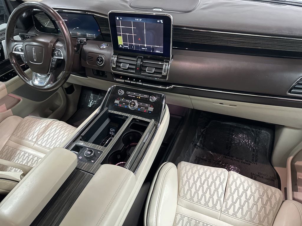 Used 2019 Lincoln Navigator L Black Label w/ Cargo Package AWD/4WD image 11