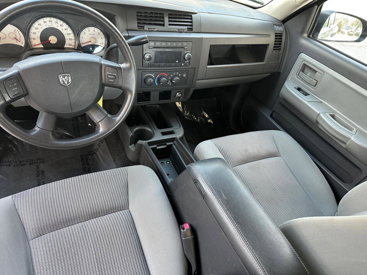 Used 2011 Dodge Dakota Big Horn image 24