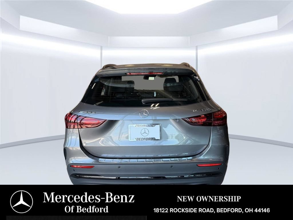 New 2026 Mercedes-Benz GLA 35 AMG 4MATIC image 5