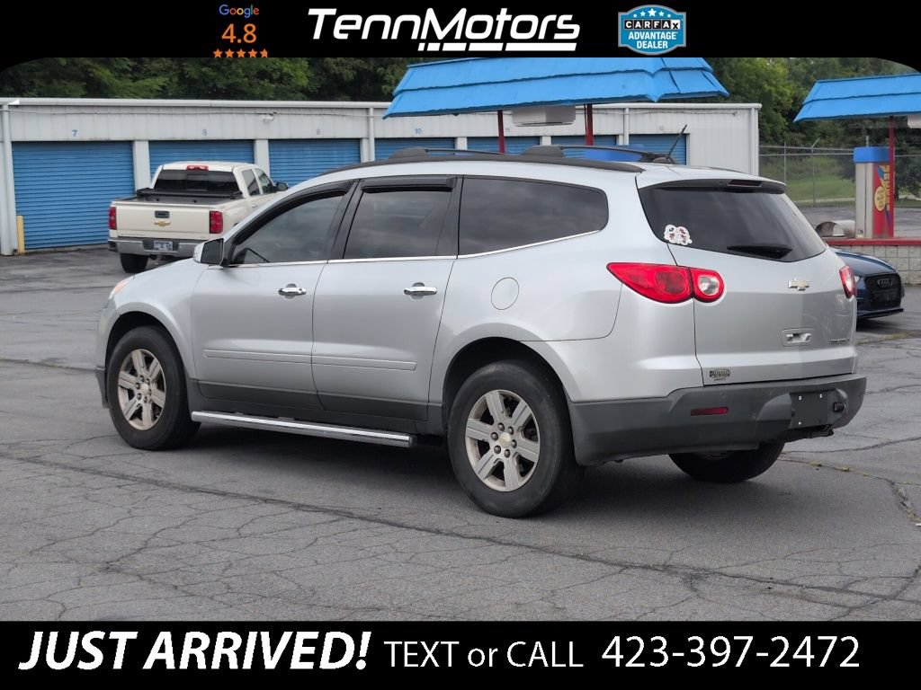 Used 2011 Chevrolet Traverse LT w/ LPO, 'HIT The Road' Package FWD image 7