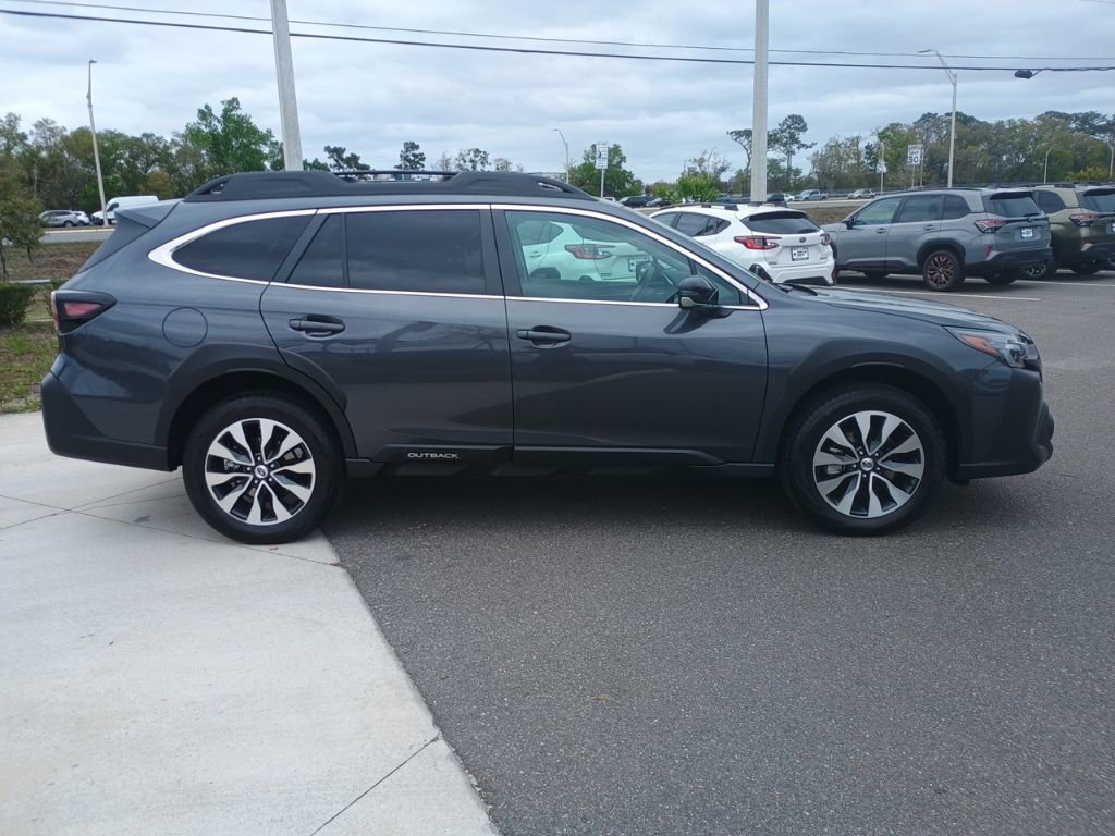 Certified 2023 Subaru Outback Limited image 4