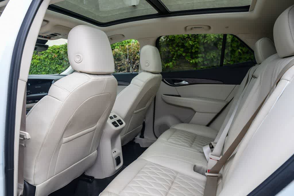 Used 2023 Buick Envision Avenir AWD/4WD image 19