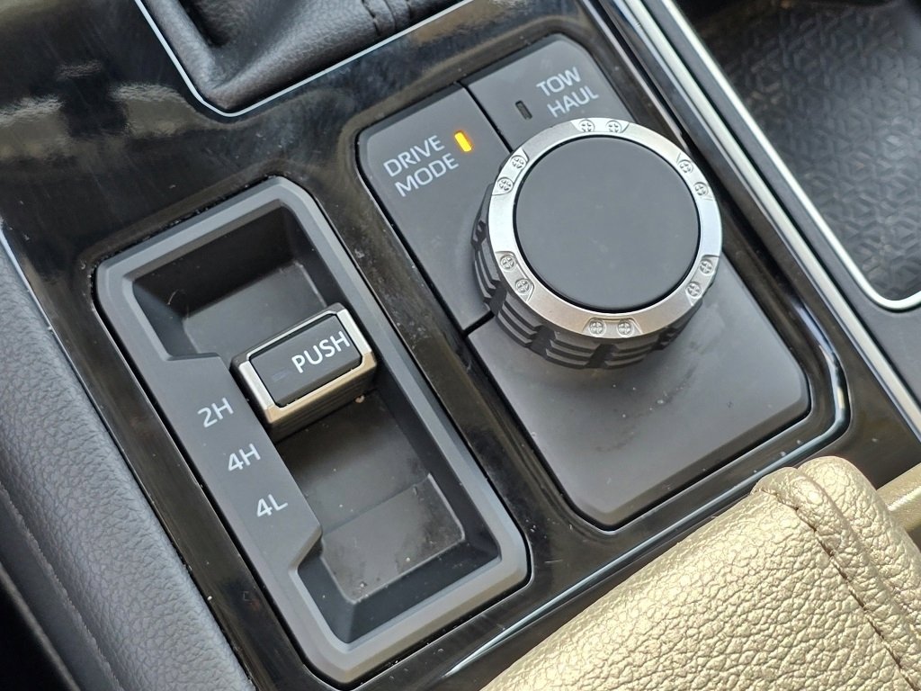 Used 2023 Toyota Tundra Limited image 7