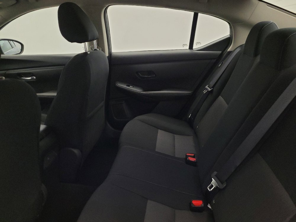 Used 2025 Nissan Sentra SV FWD image 18