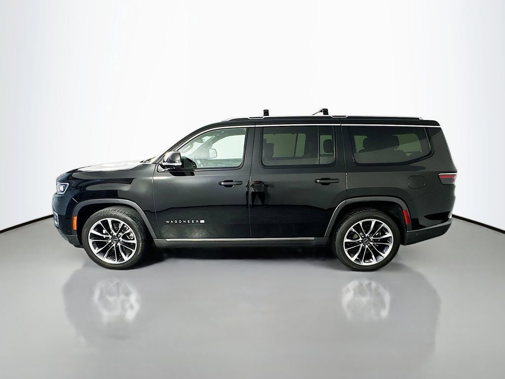 Used 2022 Jeep Wagoneer Series III w/ Premium Group I AWD/4WD image 4