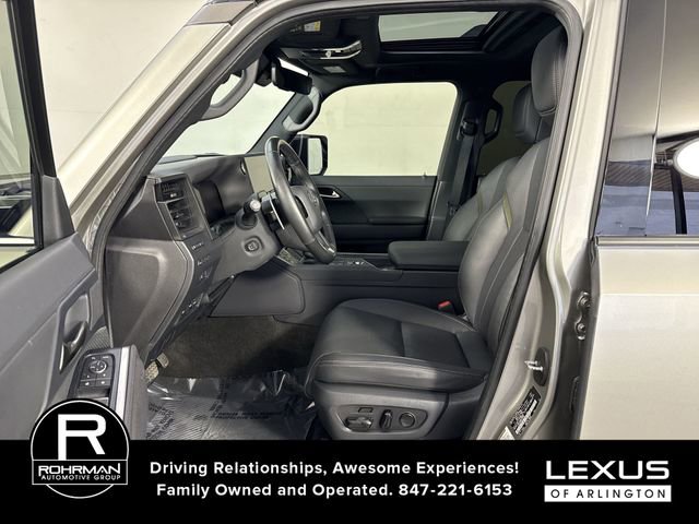 Used 2025 Lexus GX 550 AWD/4WD image 5