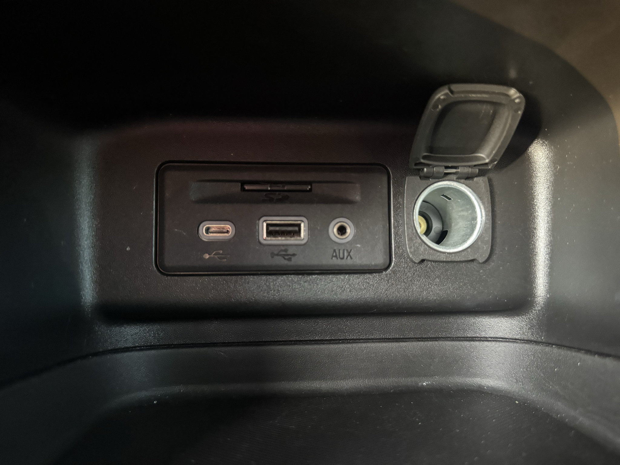Used 2021 Chevrolet Equinox LT FWD image 19