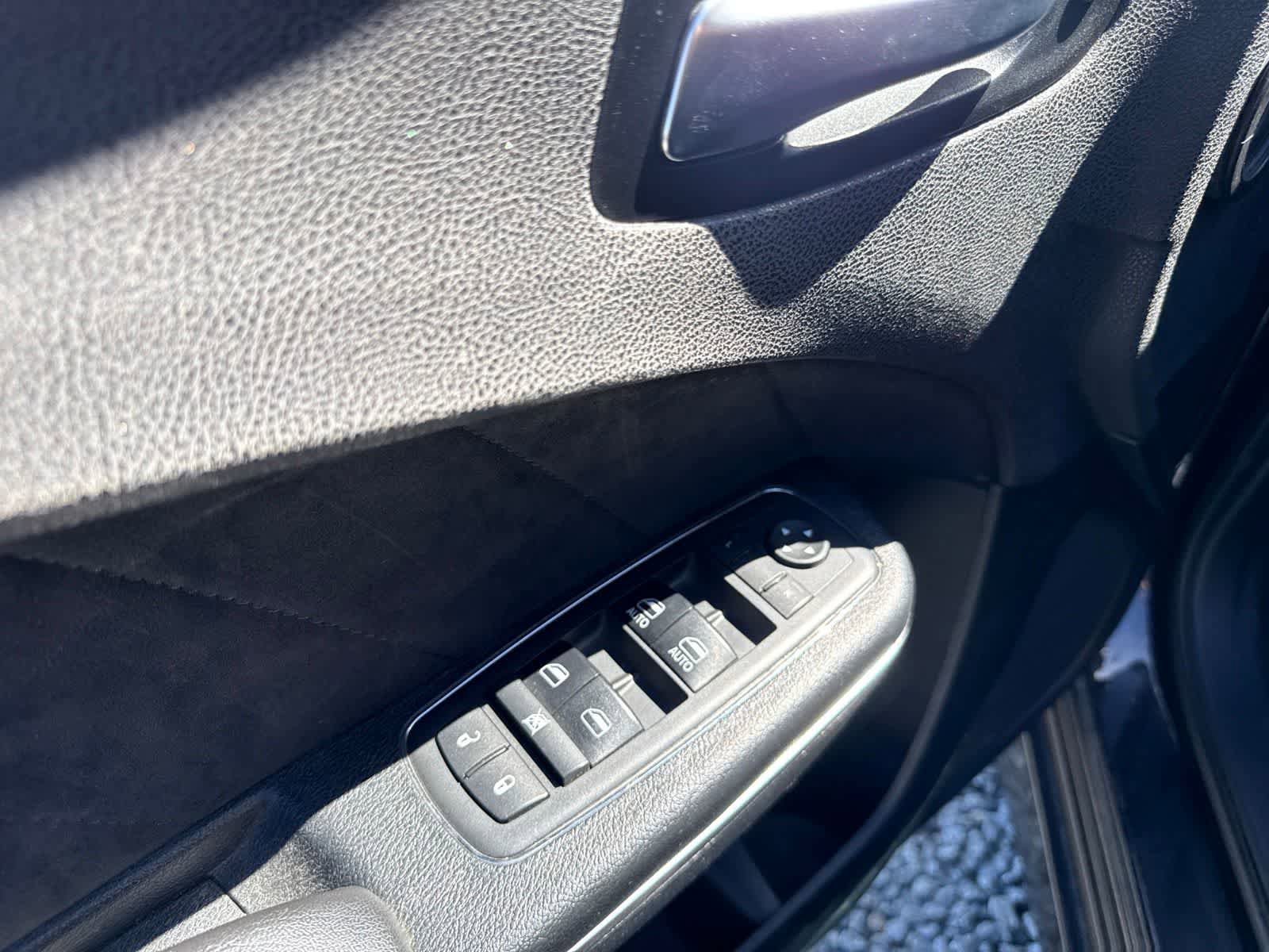 Used 2018 Dodge Charger SRT w/ Technology Group RWD image 19