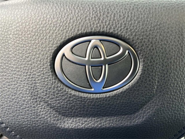 Used 2025 Toyota Tacoma TRD Off-Road image 35