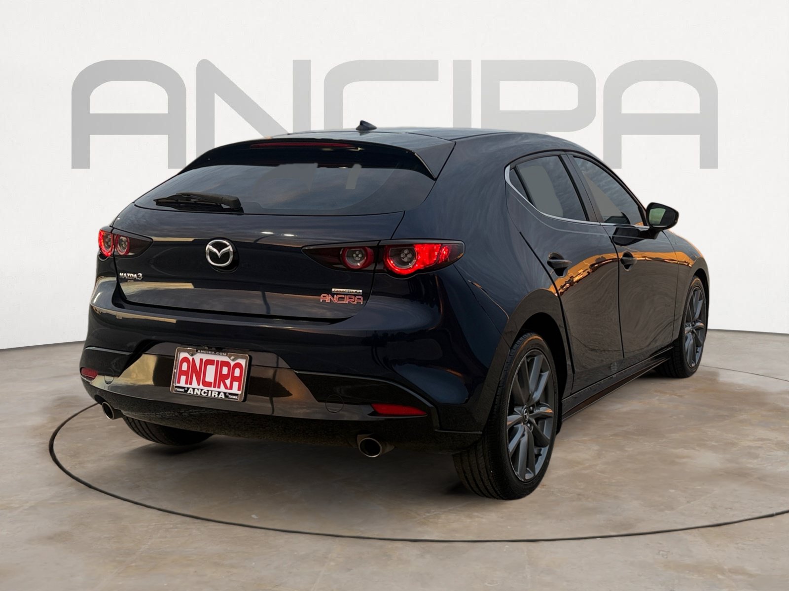 Used 2019 MAZDA MAZDA3 Hatchback w/ Preferred Package FWD image 9