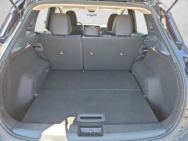 Certified 2025 Nissan Kicks SV FWD image 6