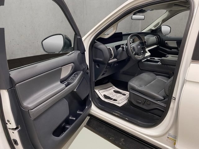 New 2027 Ford Expedition Active AWD/4WD image 10