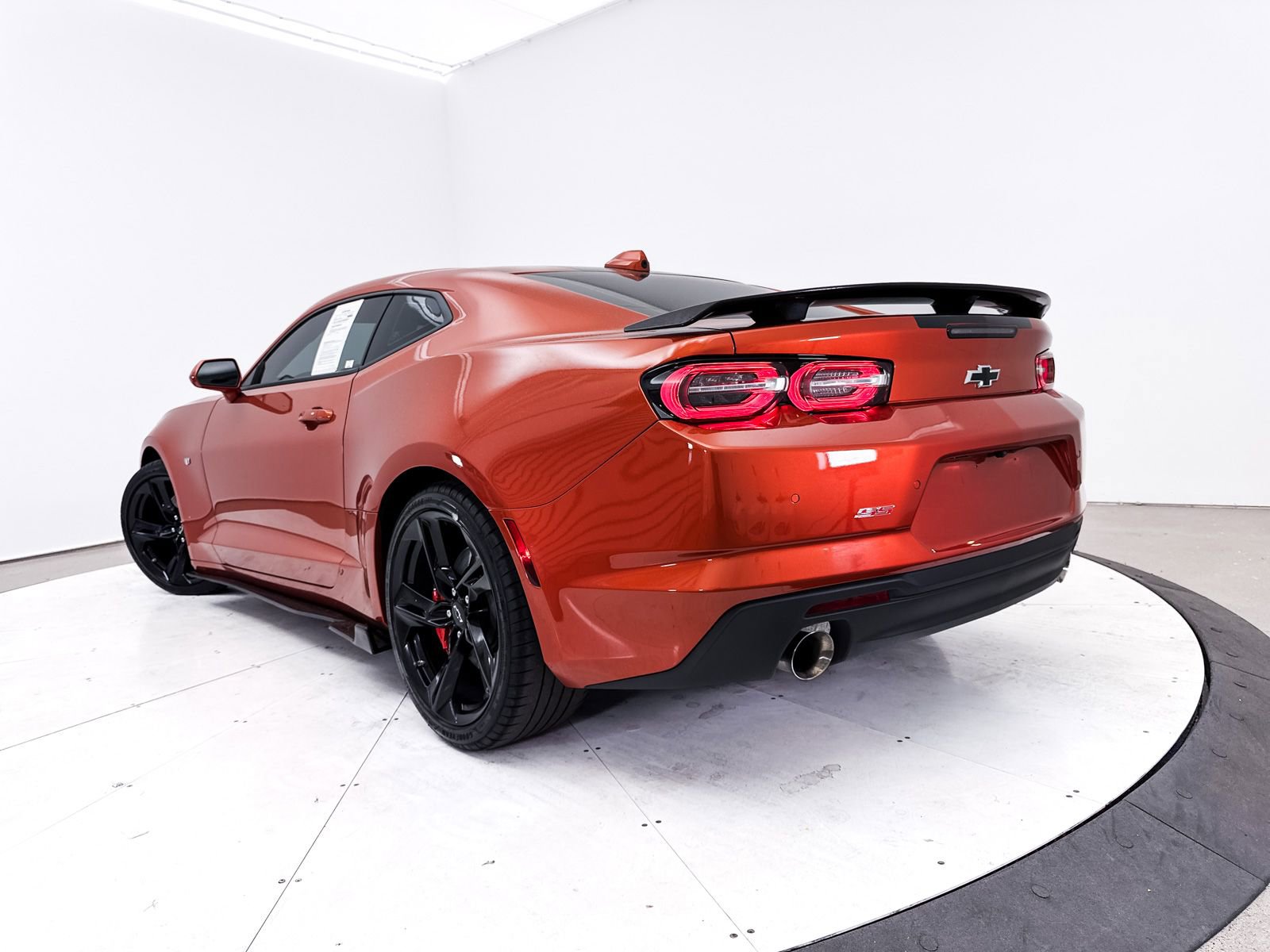 Used 2024 Chevrolet Camaro SS image 2