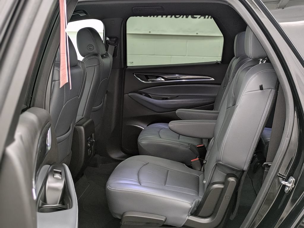 Used 2023 Buick Enclave Essence w/ Sport Touring Edition AWD/4WD image 13
