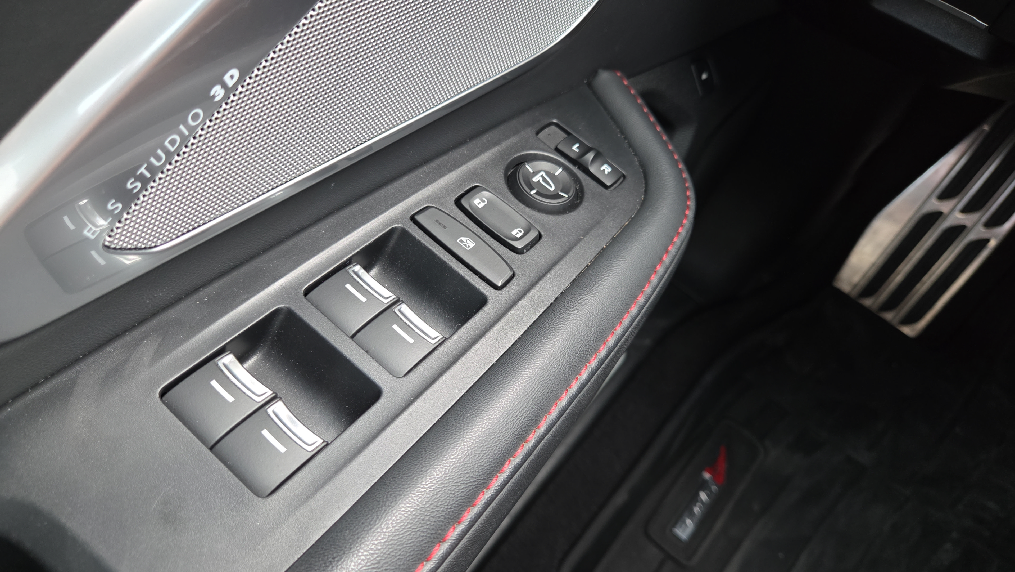Used 2022 Acura RDX A-Spec AWD/4WD image 19
