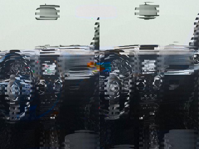 Used 2017 Jeep Wrangler Unlimited Rubicon w/ Cold Weather Group image 15