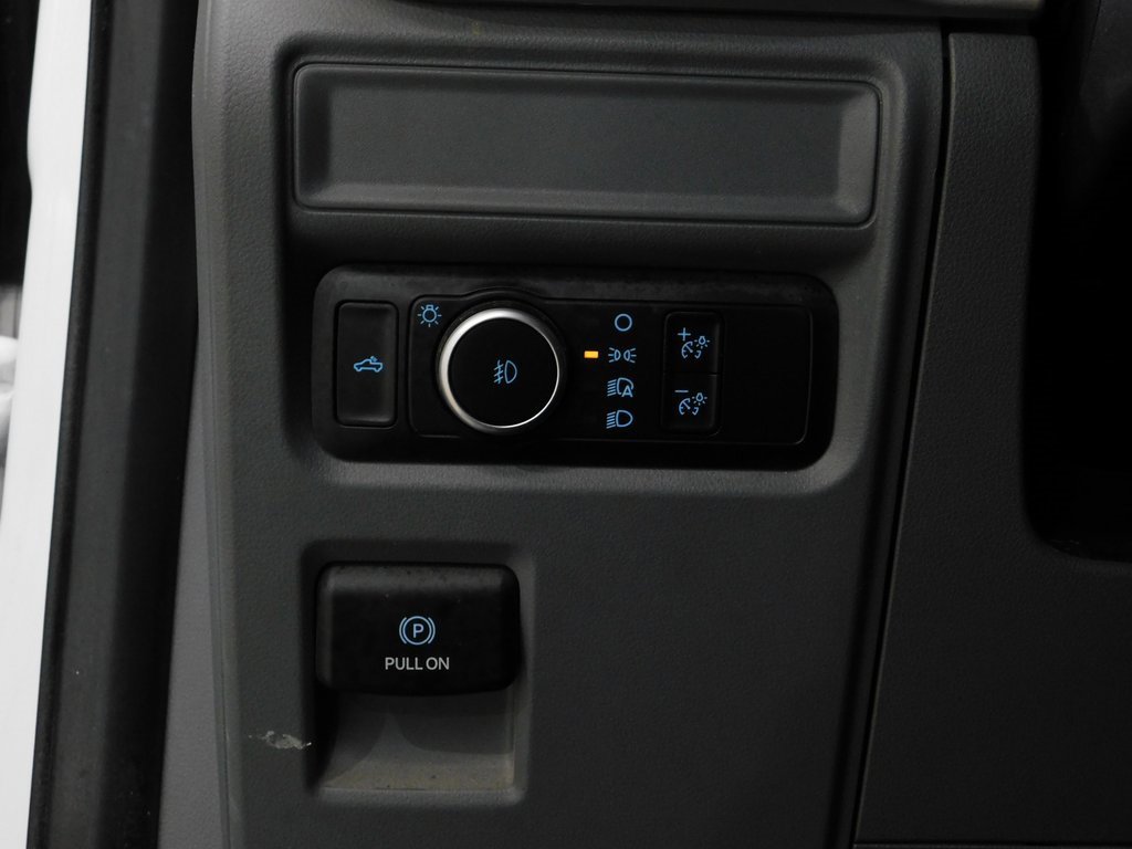 Used 2022 Ford F150 XLT w/ Trailer Tow Package image 45