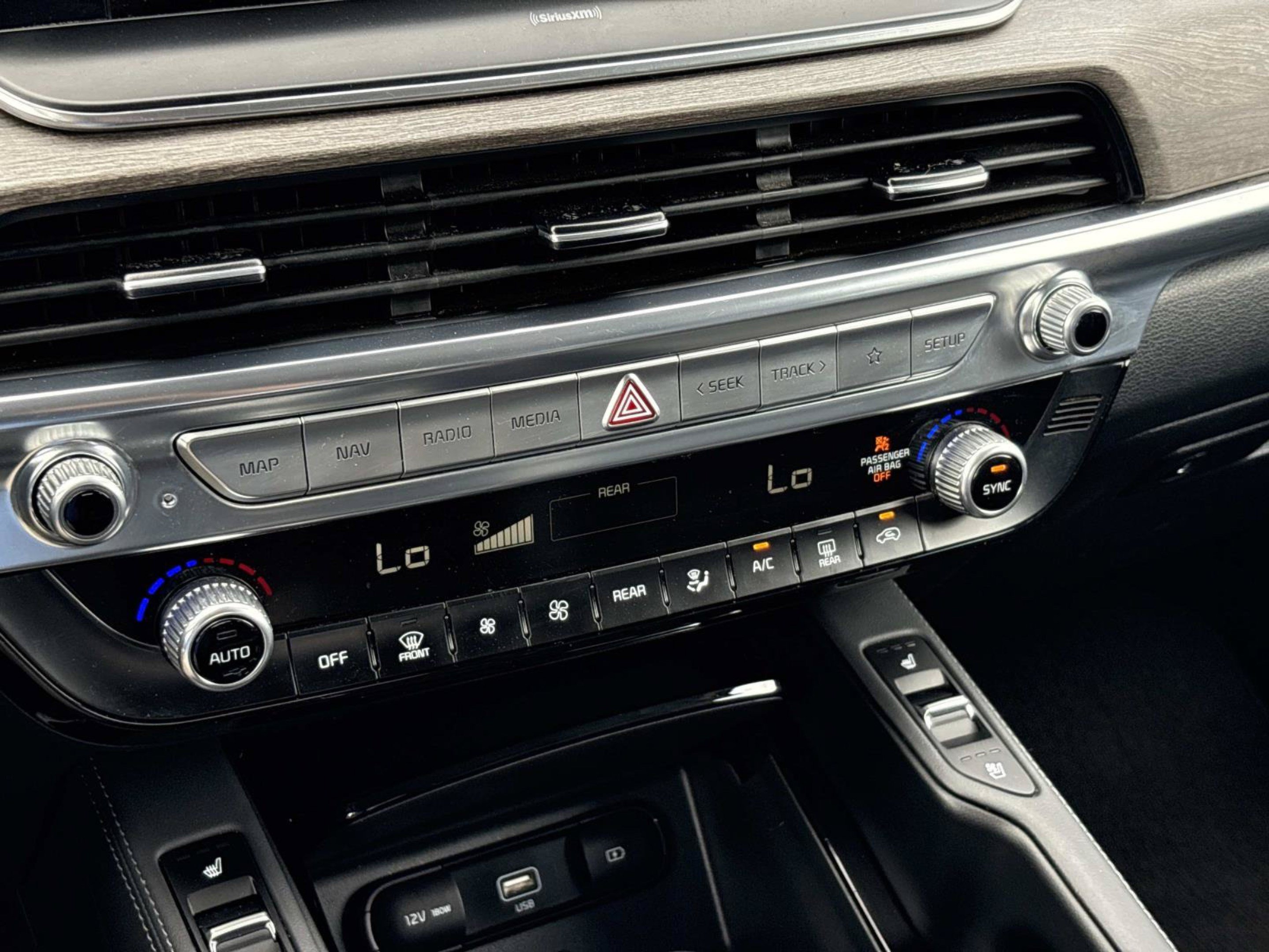Used 2022 Kia Telluride EX w/ EX Premium Package FWD image 34
