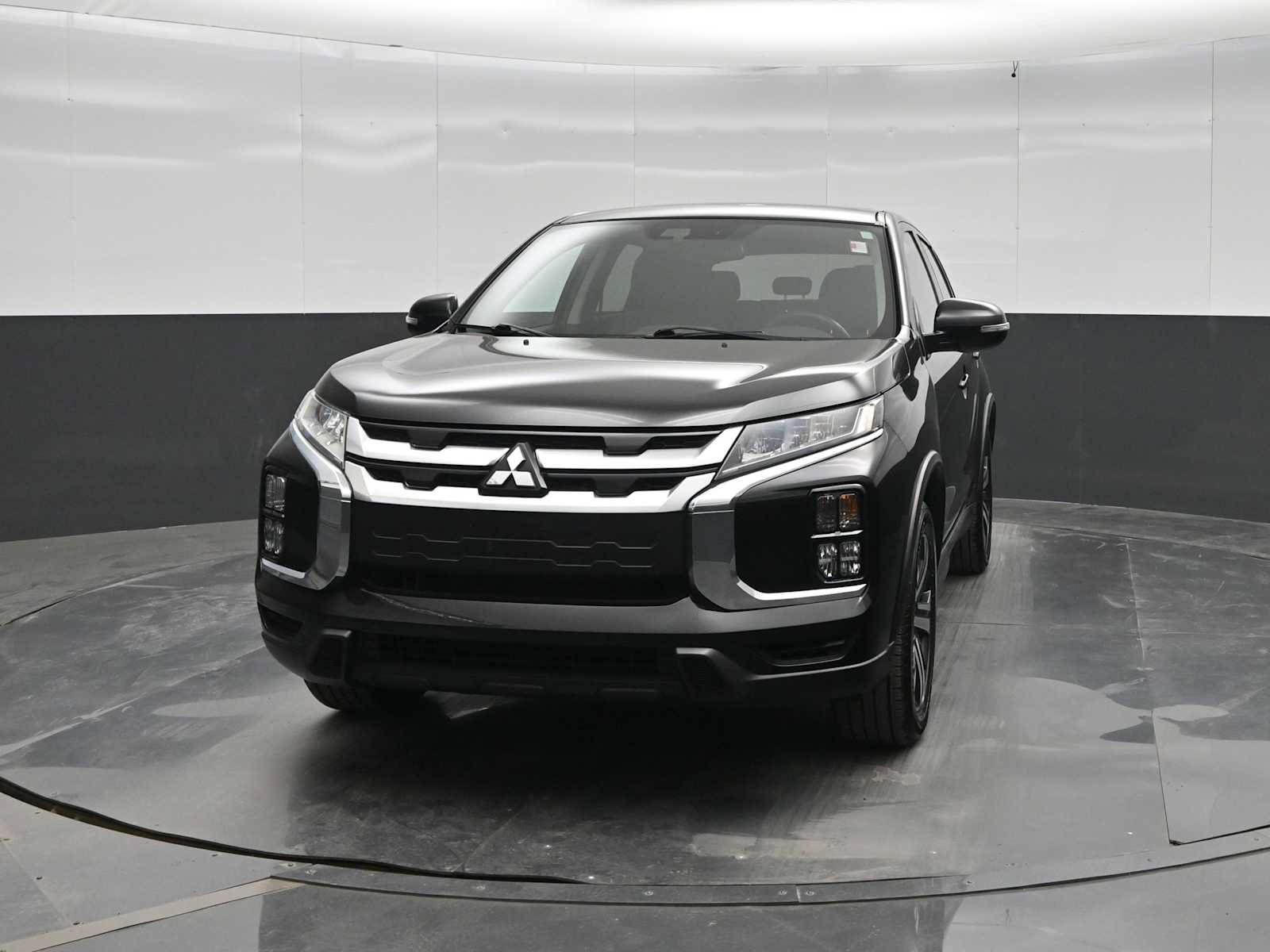 Used 2022 Mitsubishi Outlander Sport SE FWD image 3