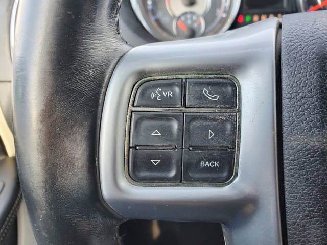 Used 2013 Chrysler Town & Country Touring FWD image 25