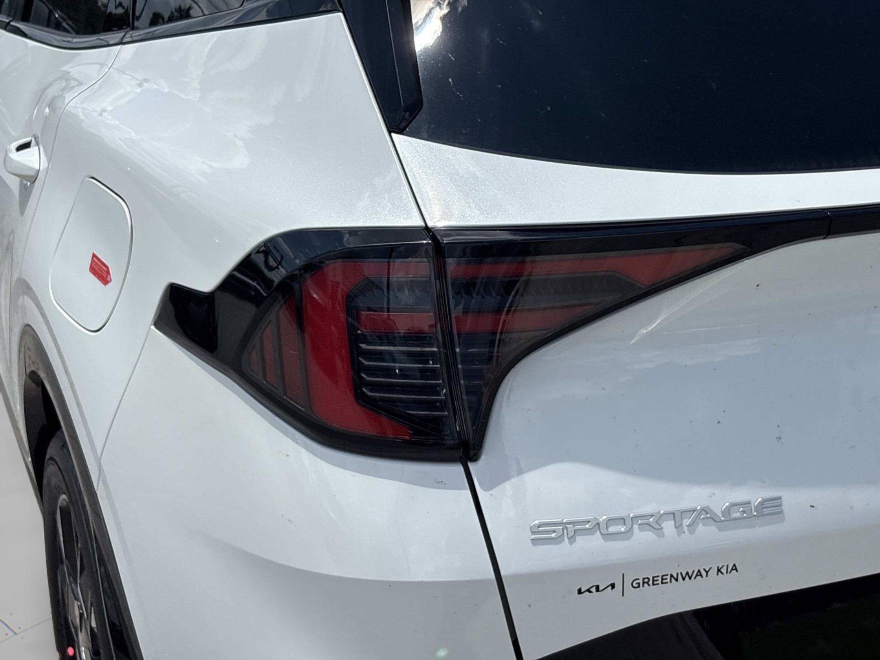 New 2027 Kia Sportage SX Prestige AWD/4WD image 11