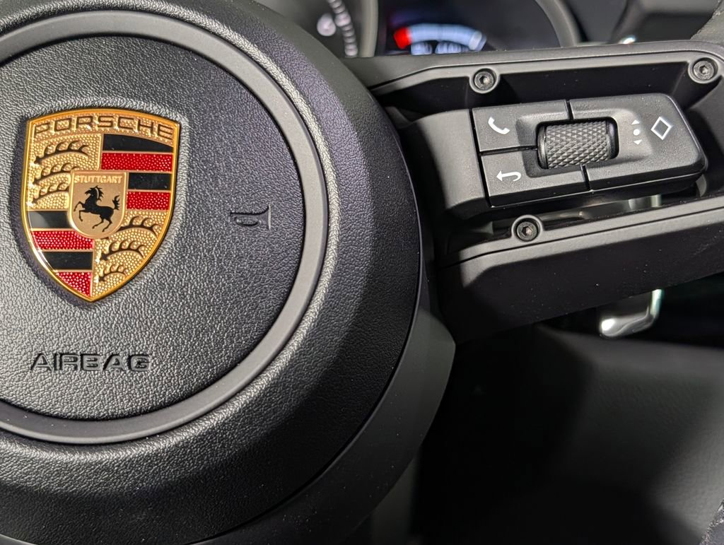 New 2026 Porsche Macan AWD/4WD image 38