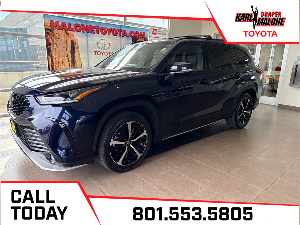 Used 2022 Toyota Highlander XSE