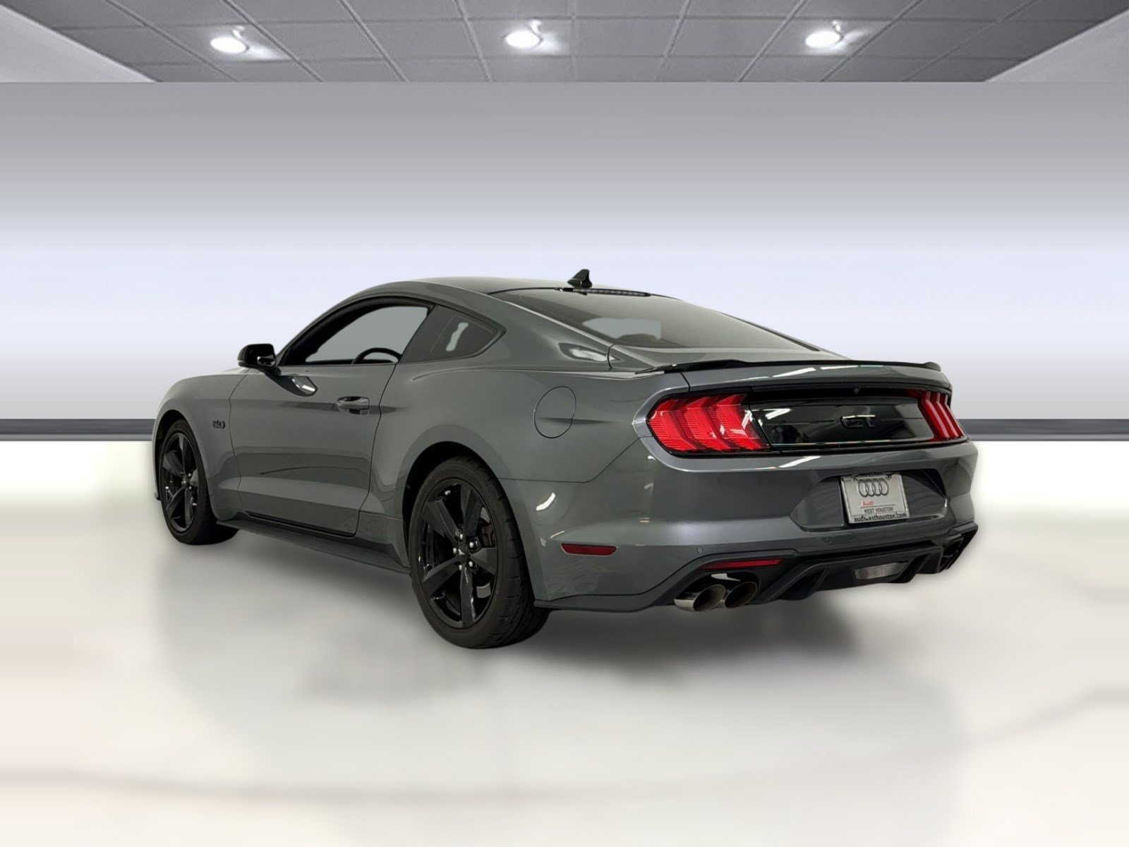 Used 2022 Ford Mustang GT Premium w/ Equipment Group 401A RWD image 3
