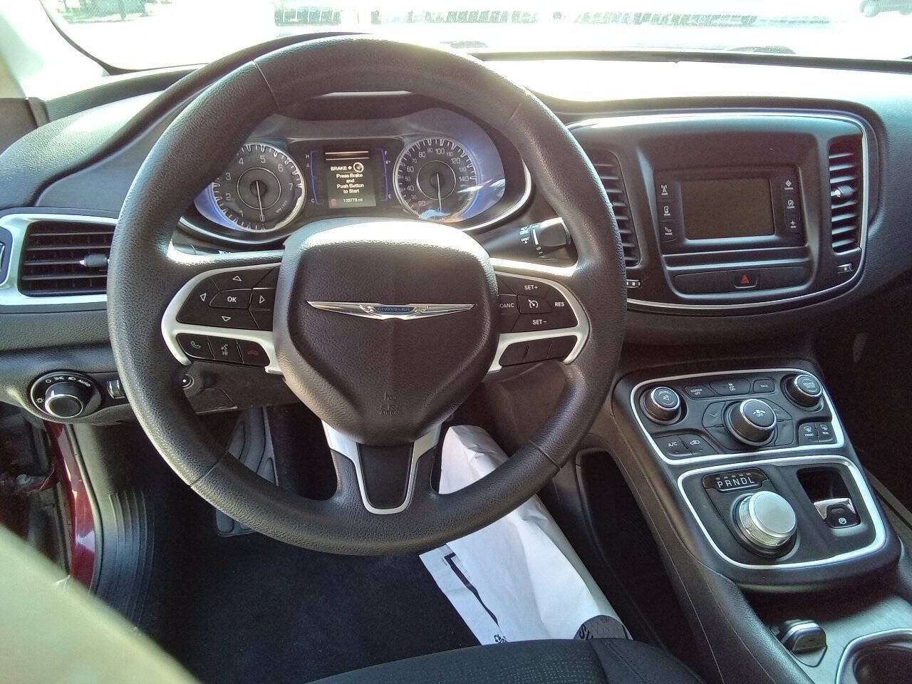 Used 2015 Chrysler 200 Limited FWD image 14