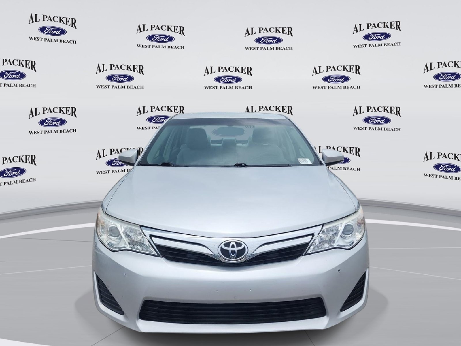 Used 2012 Toyota Camry LE FWD image 8