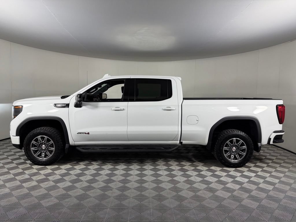 Used 2024 GMC Sierra 1500 AT4 AWD/4WD image 5