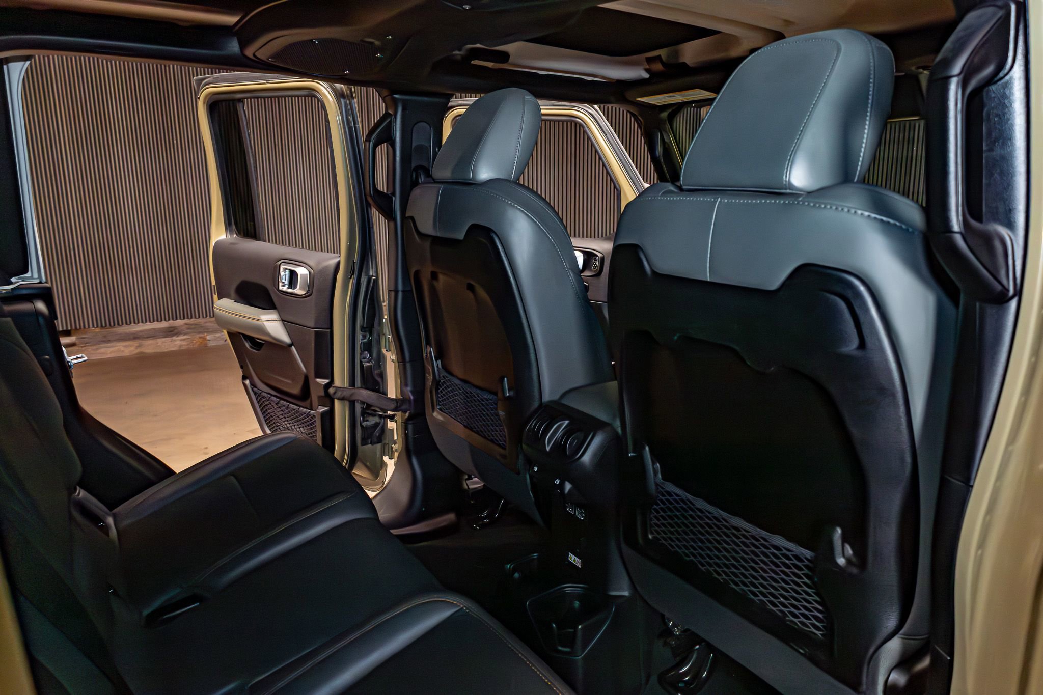 Used 2025 Jeep Gladiator Mojave image 27