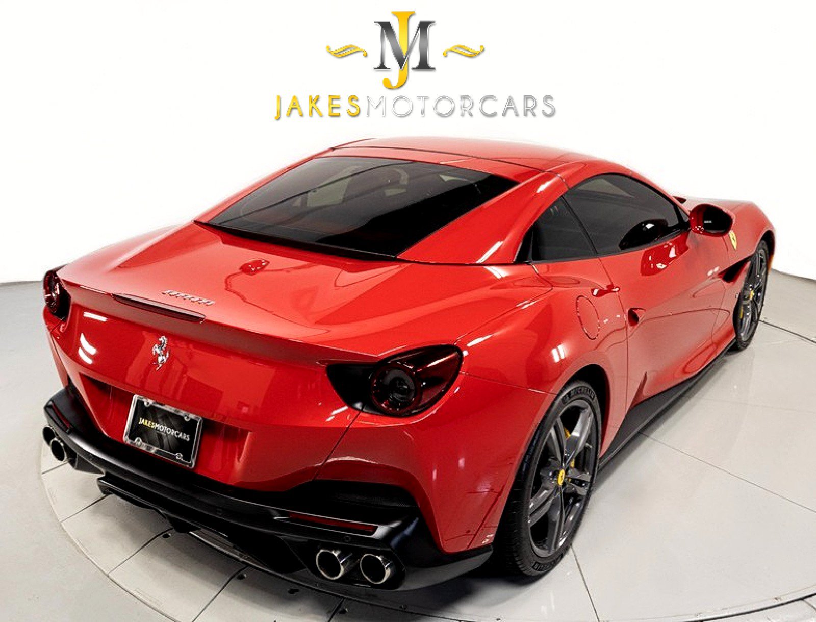 Used 2019 Ferrari Portofino RWD image 11