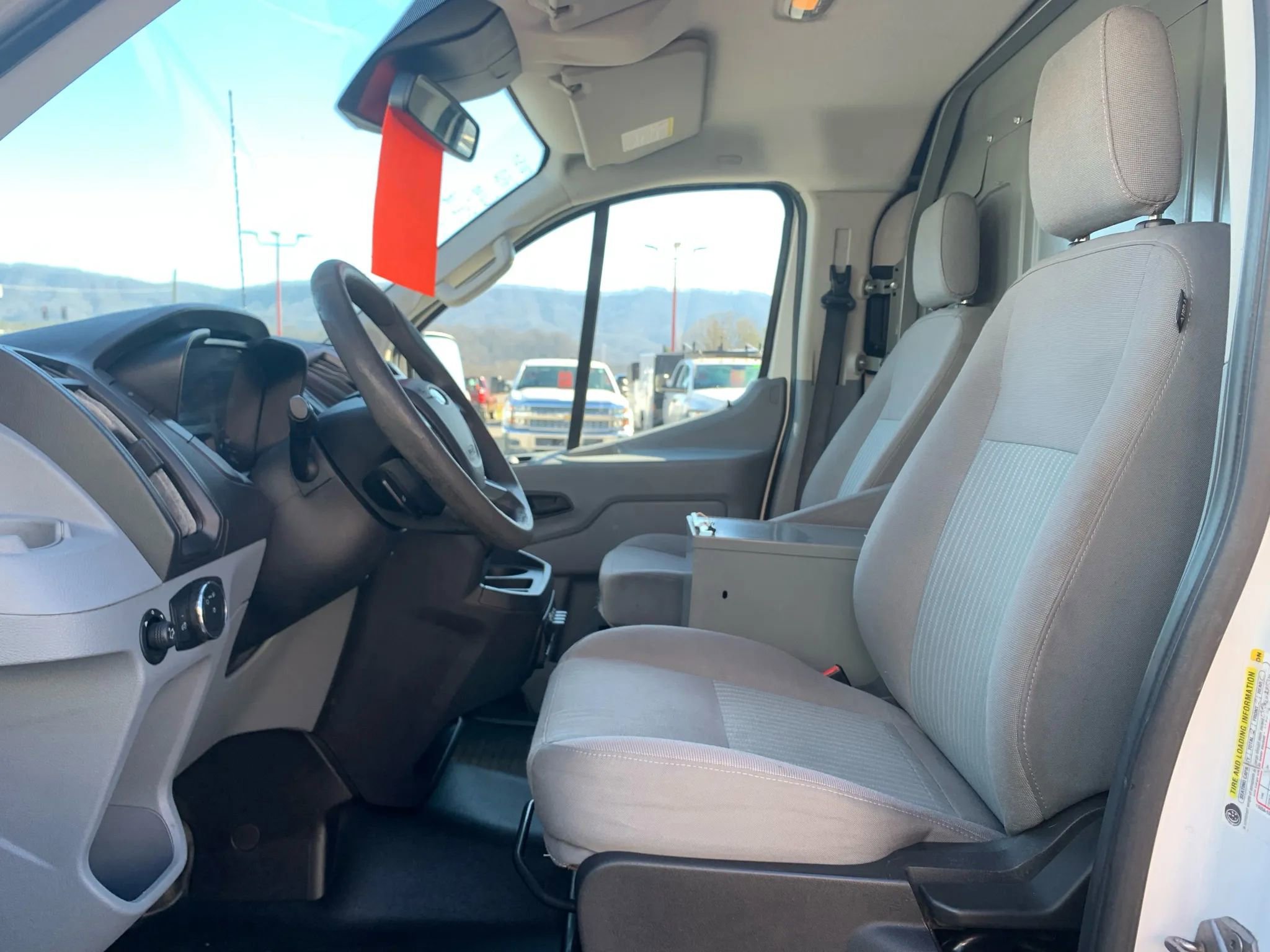 Used 2017 Ford Transit 250 148 Low Roof RWD image 9