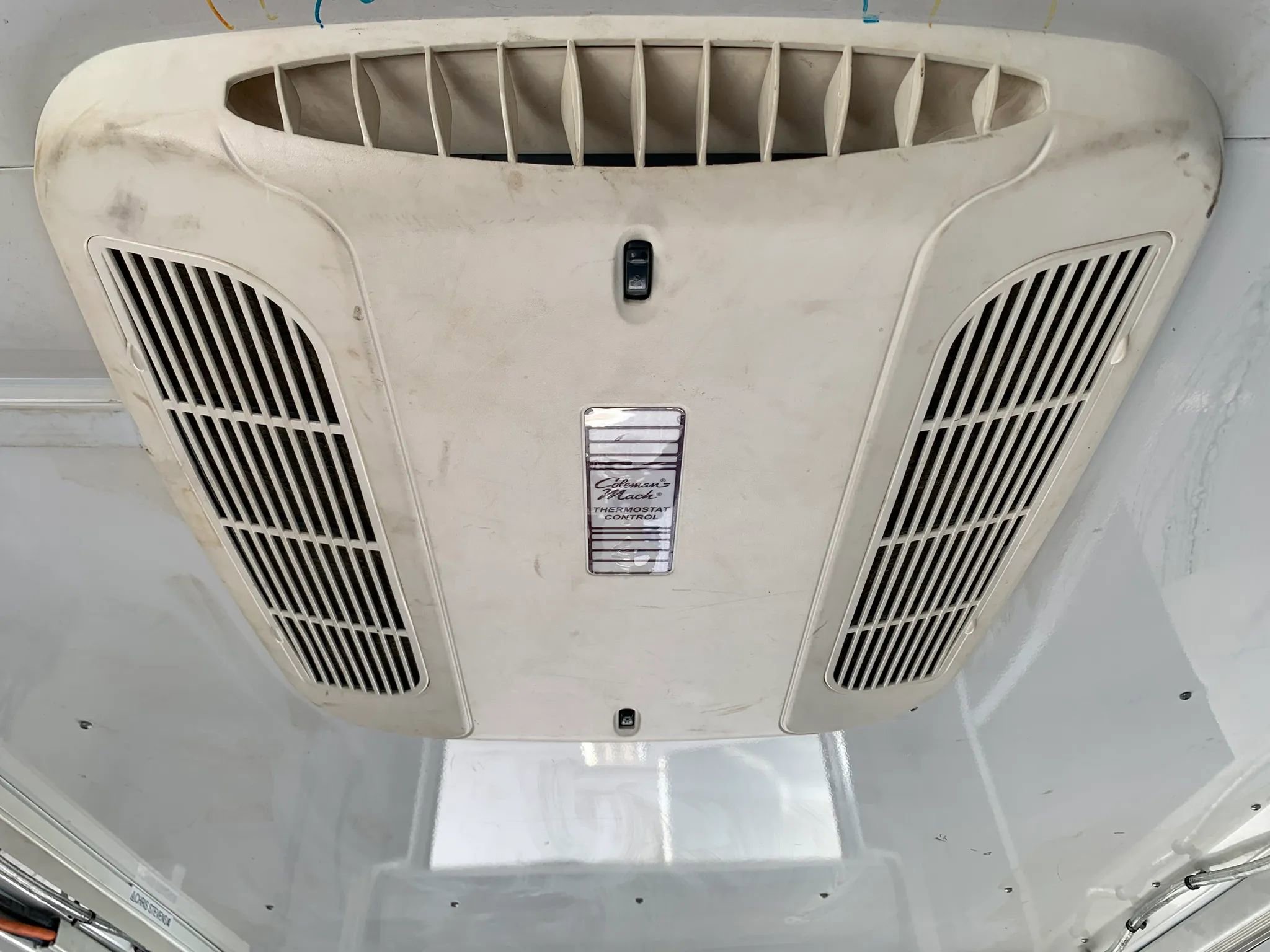 Used 2019 Ford E-350 and Econoline 350 Super Duty RWD image 43