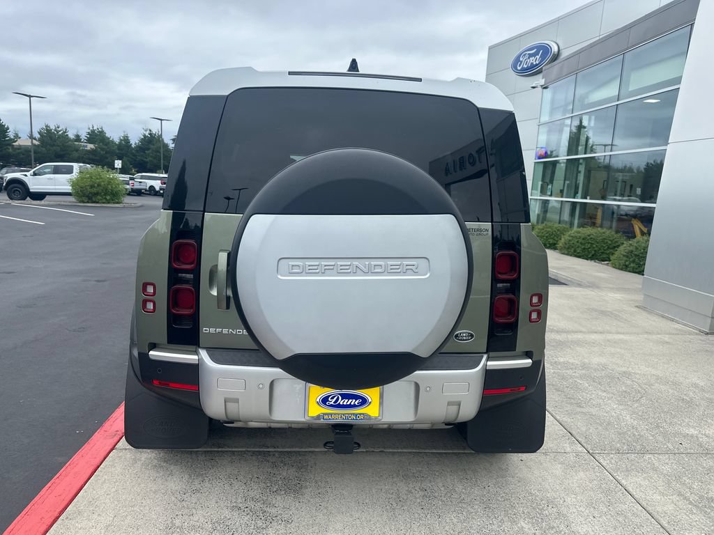 Used 2021 Land Rover Defender 110 S AWD/4WD image 4