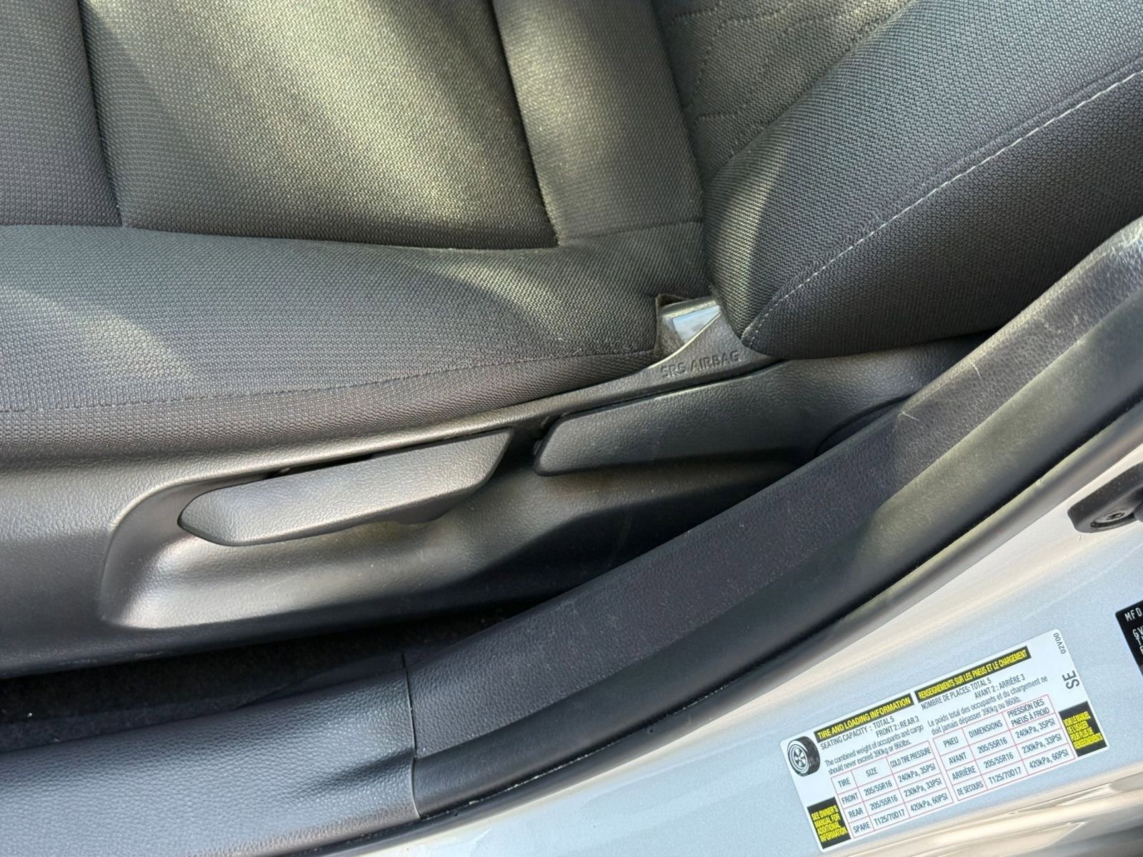 Used 2025 Toyota Corolla LE image 22