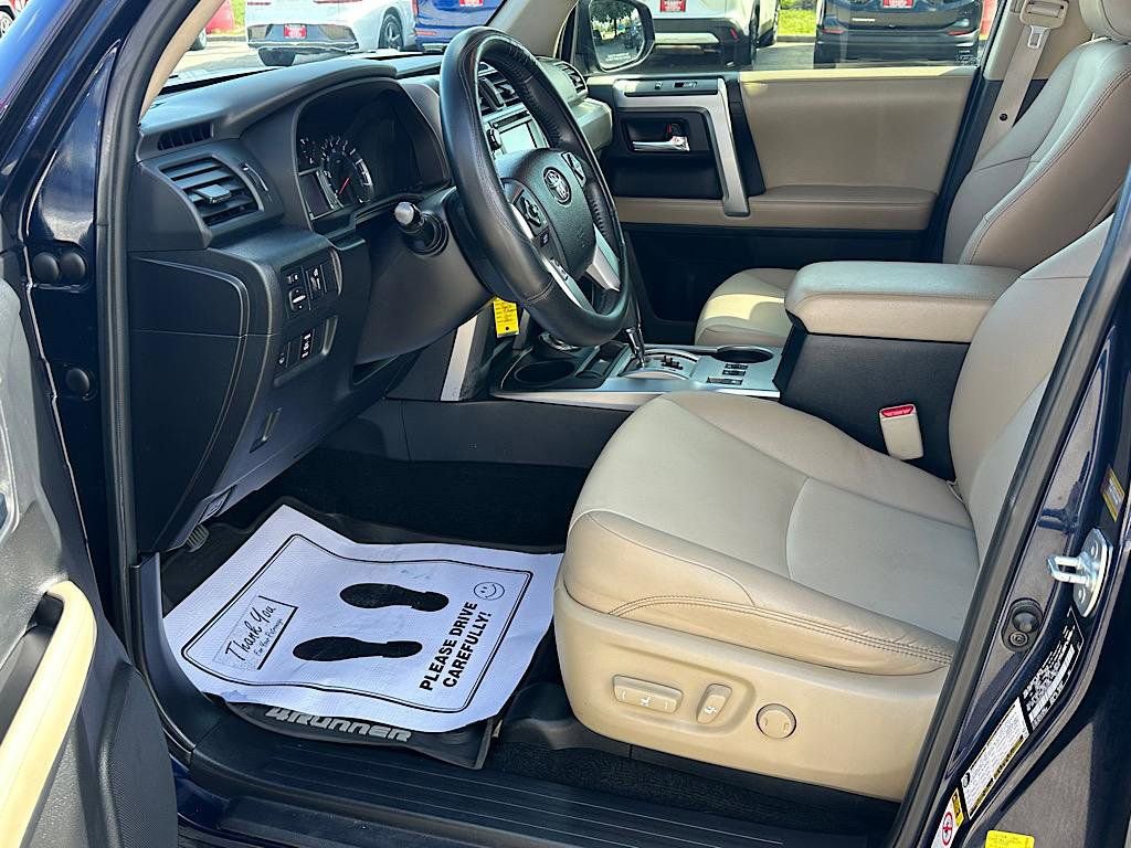 Certified 2018 Toyota 4Runner SR5 Premium AWD/4WD image 11
