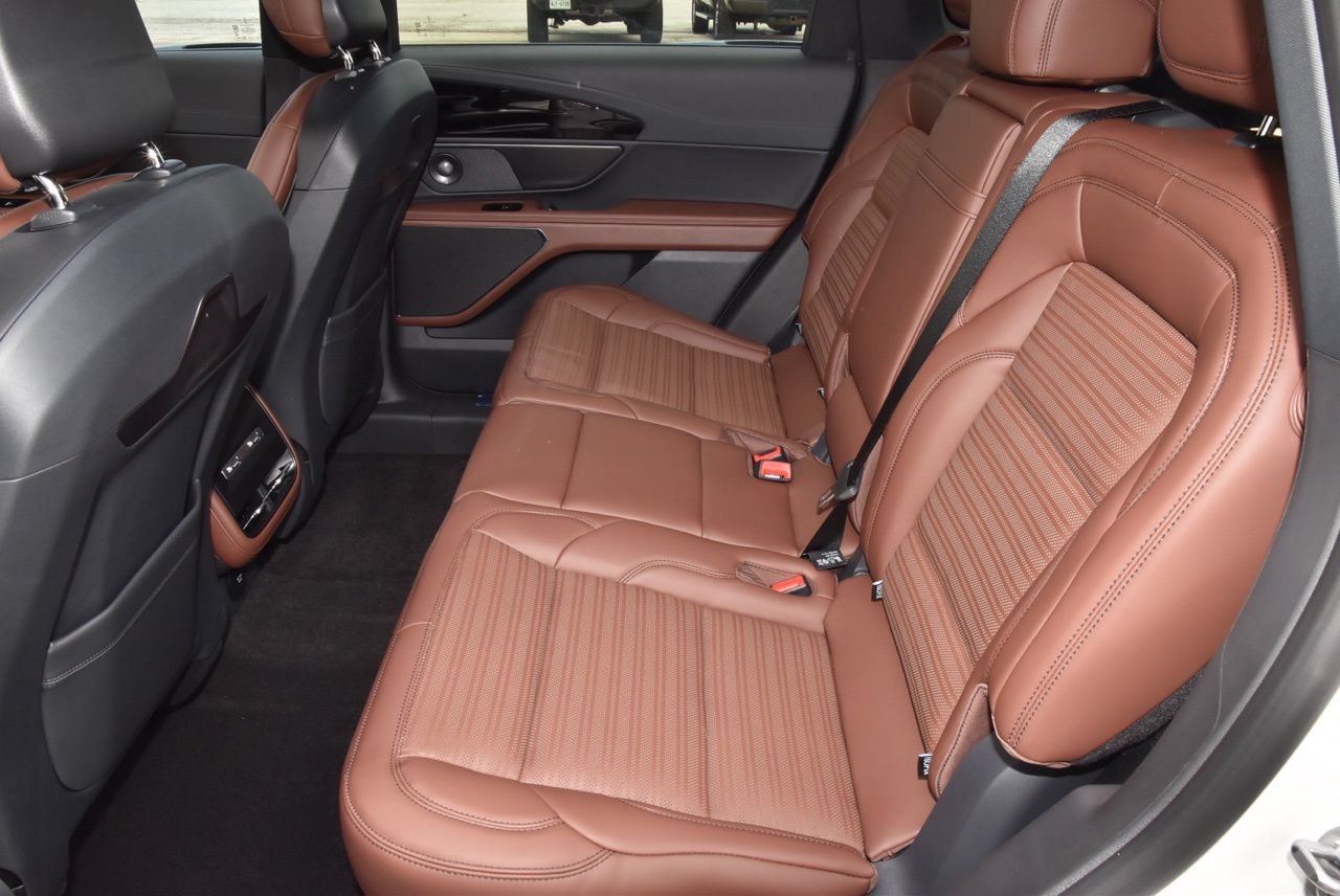 New 2026 Lincoln Nautilus Reserve w/ Jet Appearance Package AWD/4WD image 20