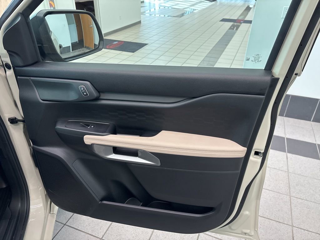 Used 2025 Ford Ranger XLT w/ FX4 Off-Road Package image 18