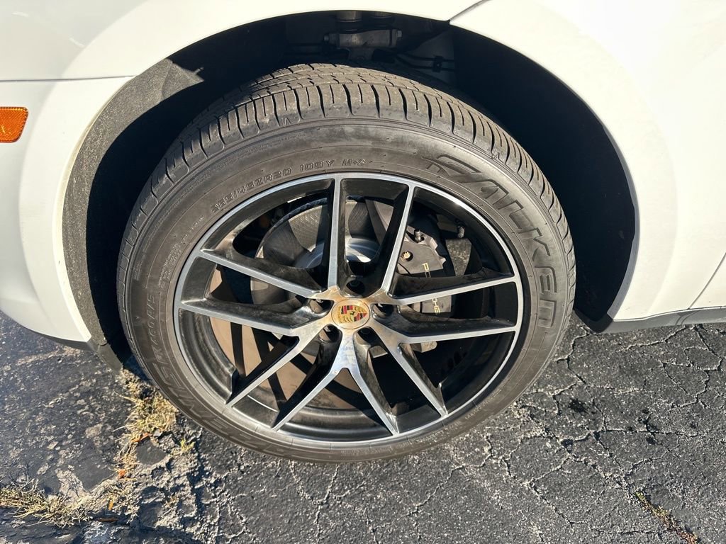 Used 2023 Porsche Macan Base image 38
