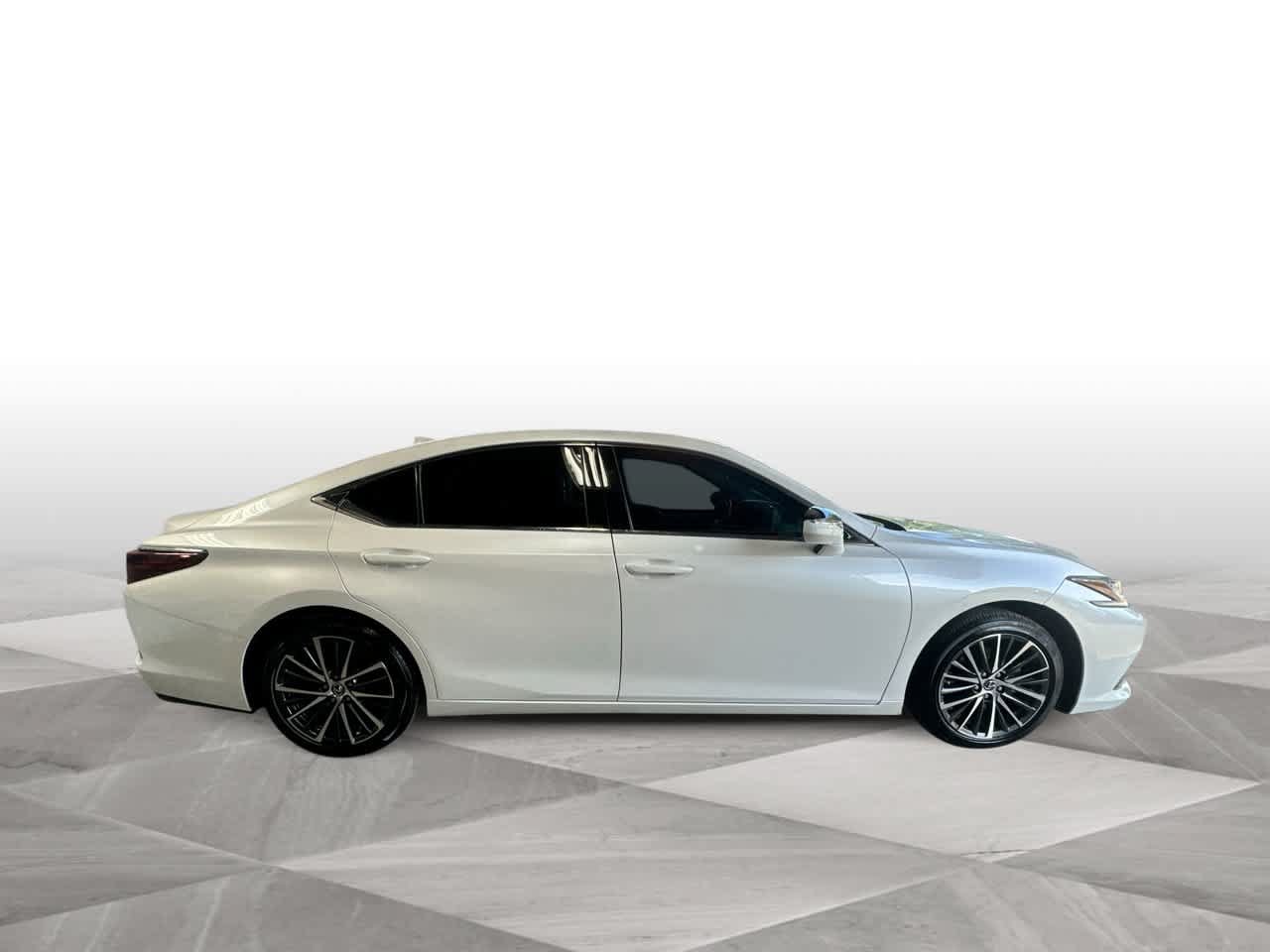 Used 2025 Lexus ES 350 w/ Premium Package FWD image 9