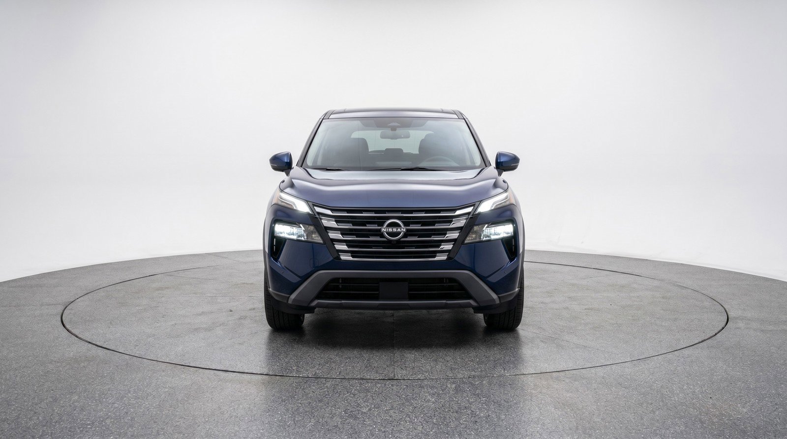 Used 2025 Nissan Rogue SV FWD image 2