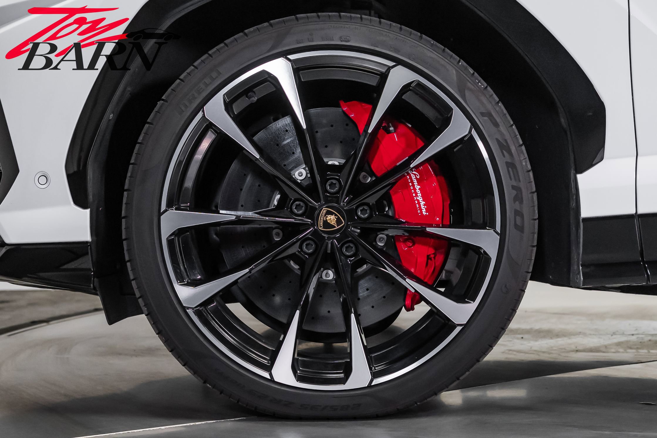 Used 2022 Lamborghini Urus AWD/4WD image 18