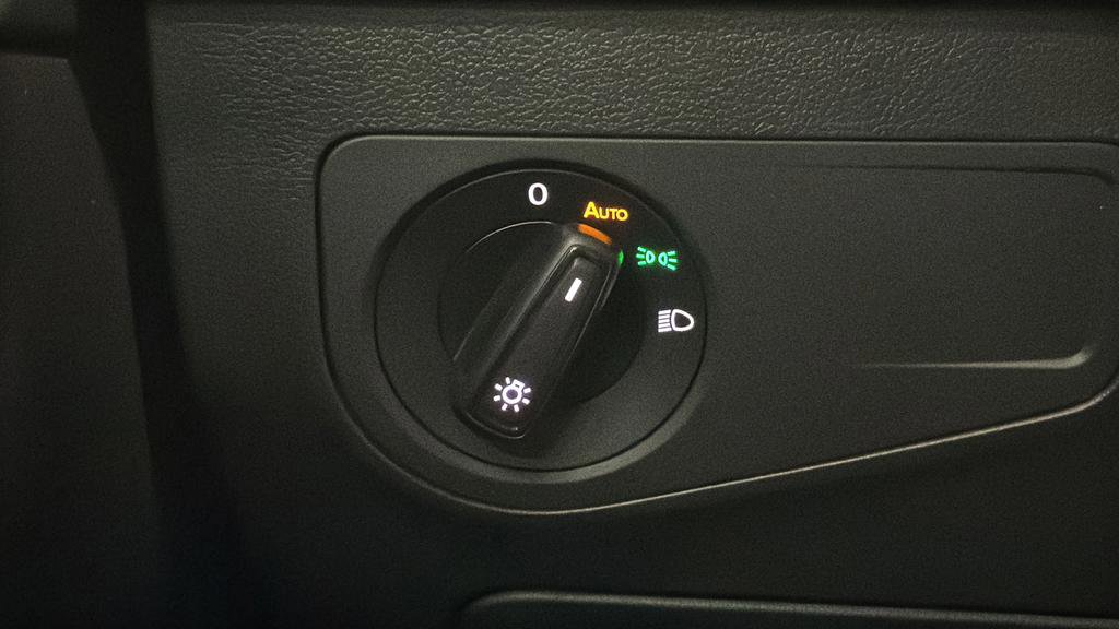 Used 2024 Volkswagen Tiguan S image 17