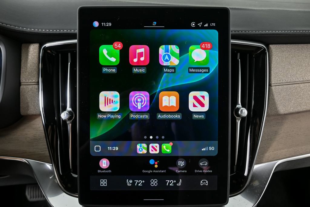 Certified 2026 Volvo XC90 B6 Plus w/ Protection Package Premier image 18