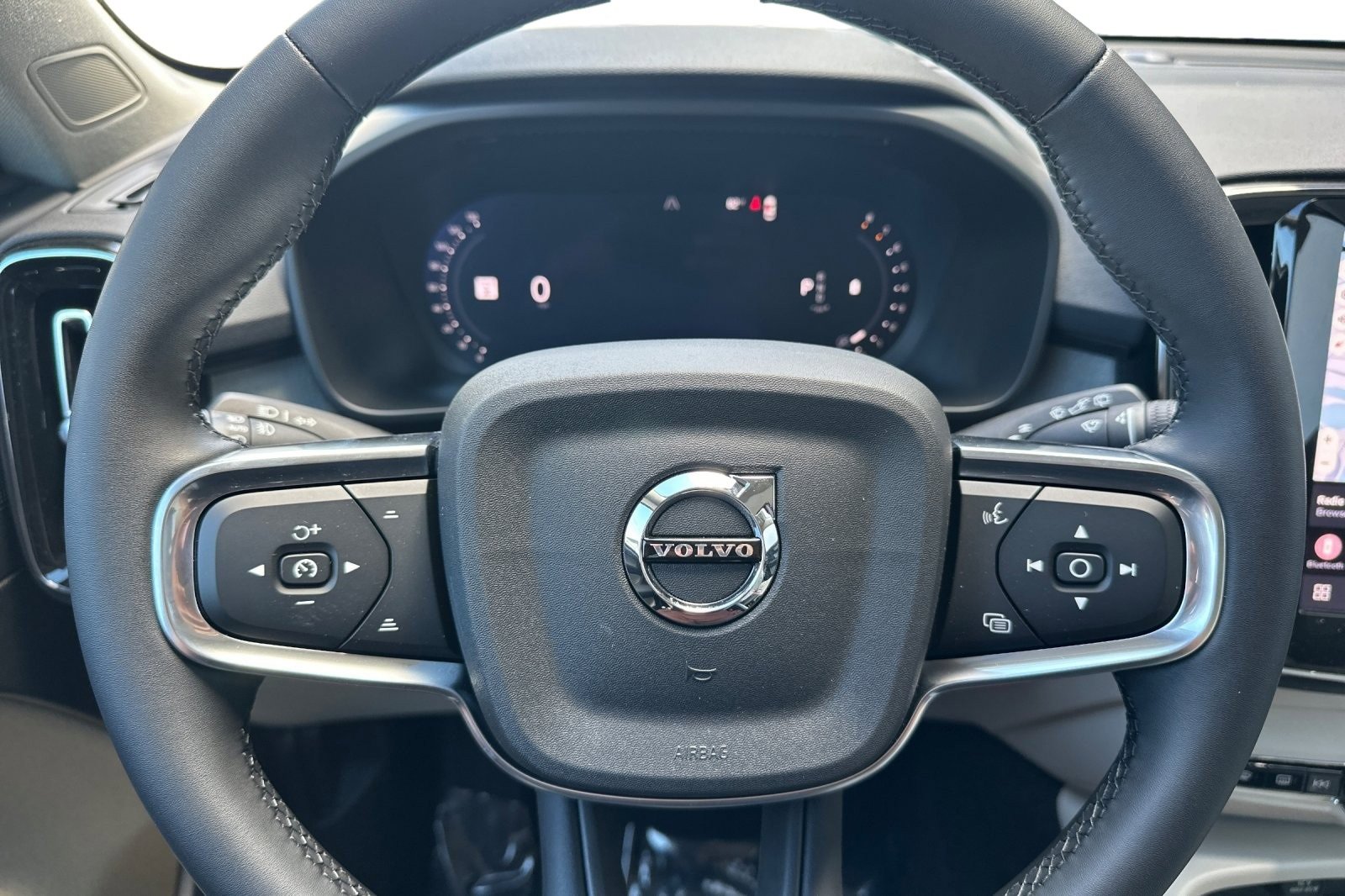 New 2026 Volvo XC40 B5 Plus w/ Protection Package Premier image 26