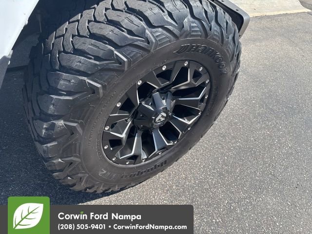 Used 2016 Jeep Wrangler Unlimited Sahara AWD/4WD image 7