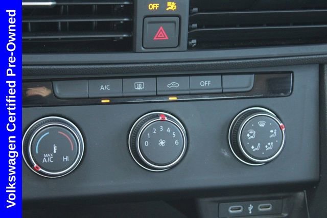 Used 2024 Volkswagen Jetta S image 33