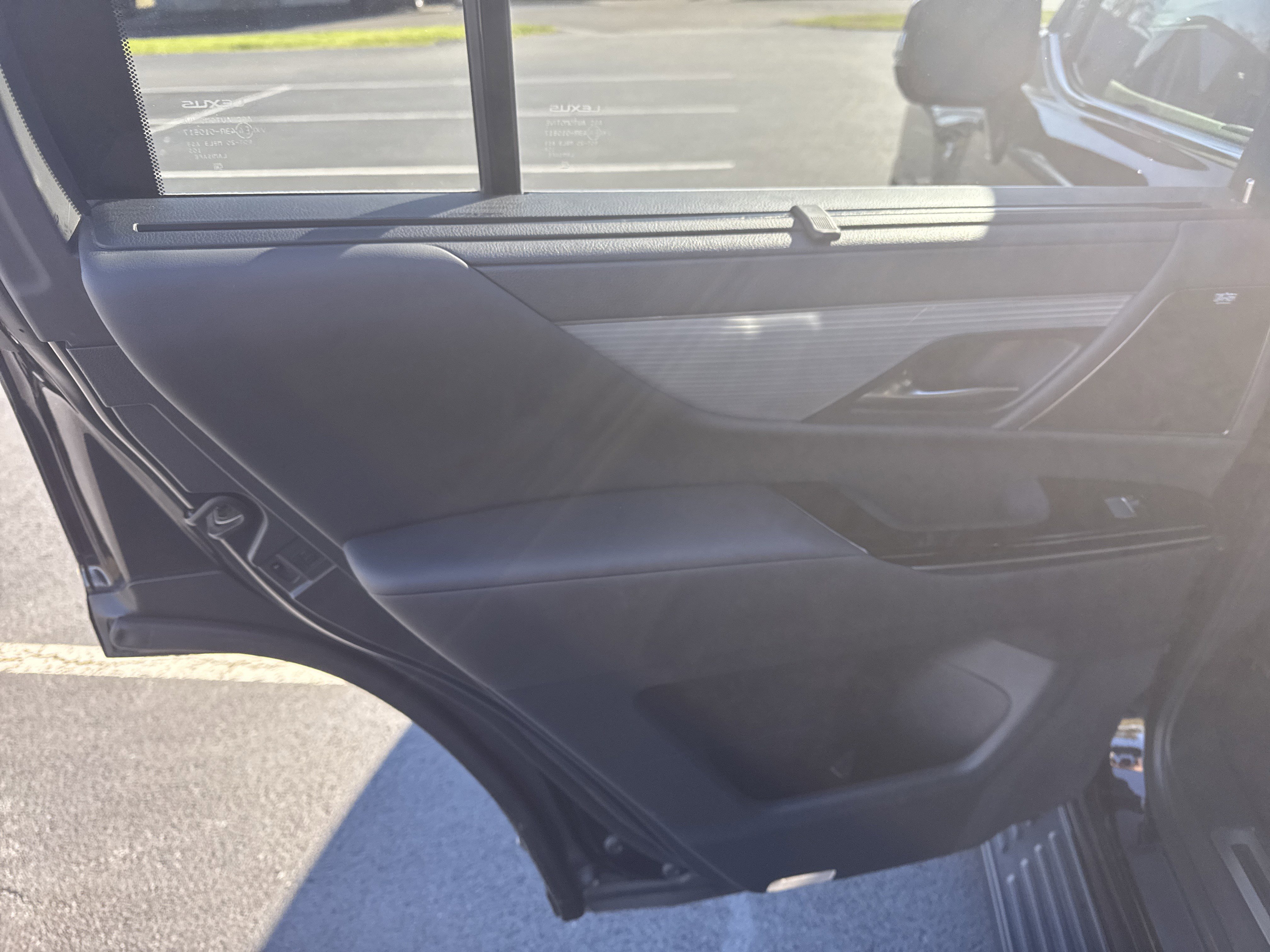 Used 2024 Lexus LX 600 F Sport AWD/4WD image 29